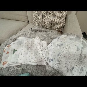 4 Aden and anis swaddles plus one 0-6 month sleep sack